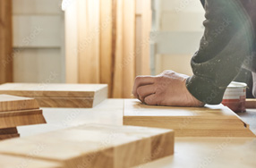 出野製作所について