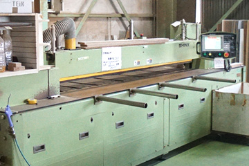 出野製作所の設備紹介